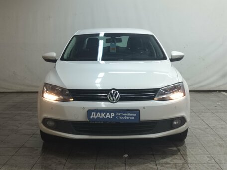 2014 Volkswagen Jetta VI, белый, 660000 рублей, вид 2