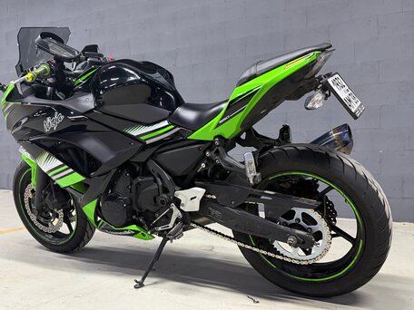 2017 Kawasaki Ninja 650, зелёный, 570000 рублей, вид 5