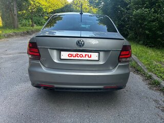 2017 Volkswagen Polo V Рестайлинг, серебристый, 1200000 рублей, вид 4