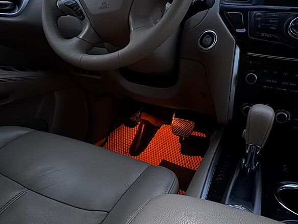 2015 Nissan Pathfinder IV, белый, 1550000 рублей - вид 4