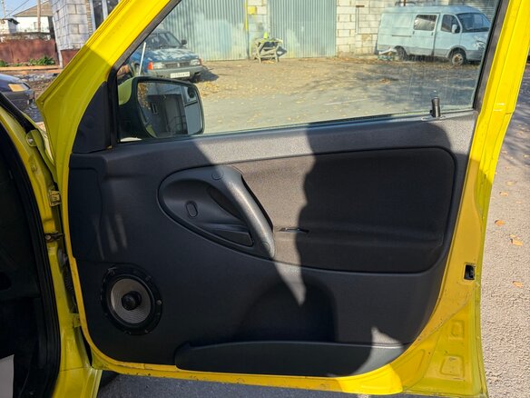 2011 Lada (ВАЗ) Kalina Sport I, жёлтый, 349000 рублей - вид 22
