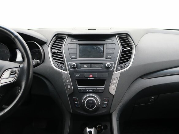 2015 Hyundai Santa Fe III Рестайлинг, серебристый, 2415000 рублей - вид 17