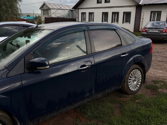 2011 Ford Focus II Рестайлинг, синий, 410000 рублей - вид 5