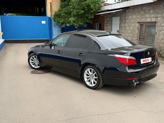 2007 BMW 5 серии 530i V (E60/E61) Рестайлинг, чёрный, 950000 рублей, вид 2