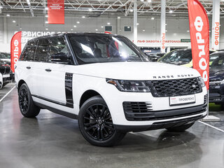 2018 Land Rover Range Rover IV Рестайлинг, белый, 4700000 рублей, вид 4