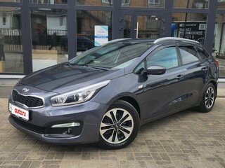 2017 Kia Ceed II Рестайлинг, серый, 1300000 рублей, вид 1