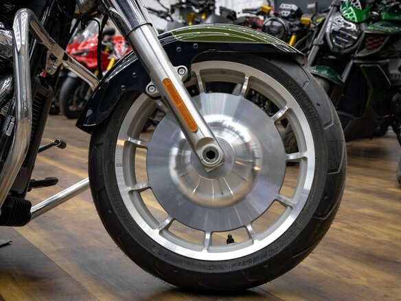 2026 Harley-Davidson Fat Boy, чёрный, 3290000 рублей - вид 16