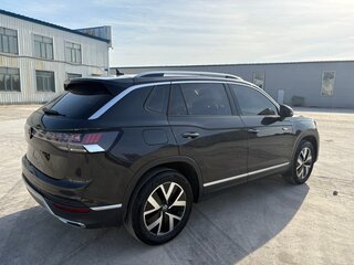 2023 Volkswagen Tayron I Рестайлинг, чёрный, 2450000 рублей, вид 4