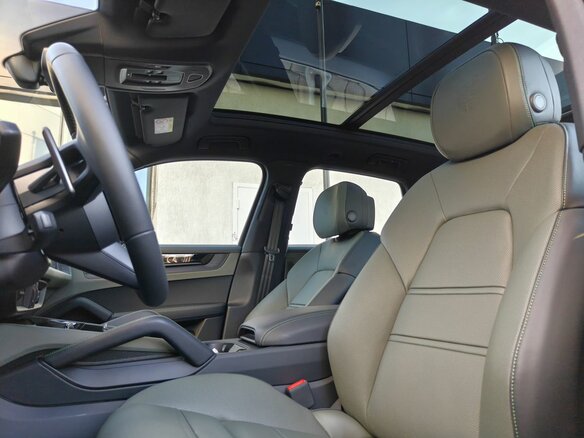 2026 Porsche Cayenne III Рестайлинг, чёрный, 20980000 рублей - вид 14