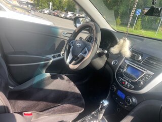 2011 Hyundai Solaris I, чёрный, 810000 рублей, вид 4
