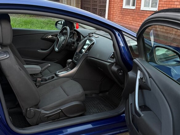 2014 Opel Astra GTC J Рестайлинг, синий - вид 9