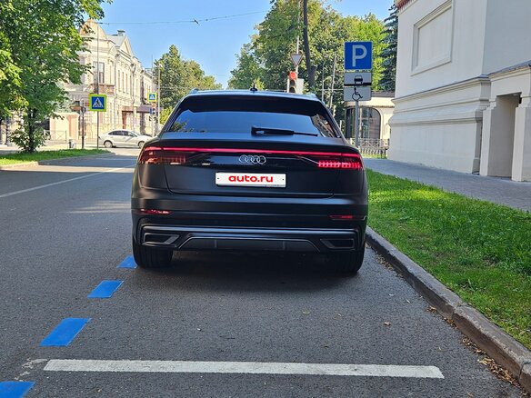 2022 Audi Q8 55 TFSI I (4M), чёрный, 8490000 рублей - вид 35