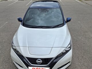 2019 Nissan Leaf II (ZE1), белый, 2500000 рублей, вид 1