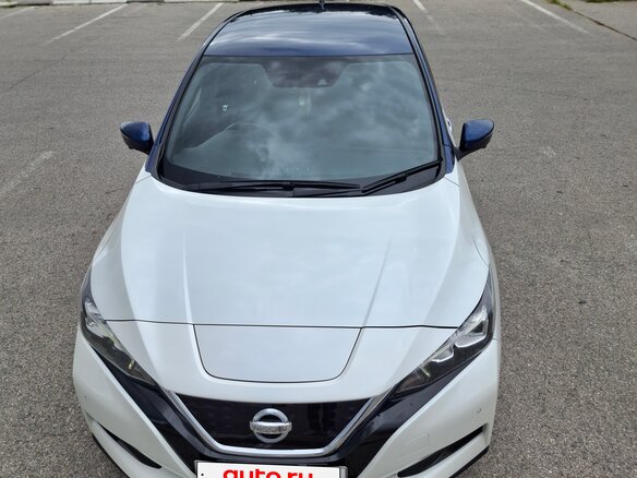 2019 Nissan Leaf II (ZE1), белый, 2500000 рублей