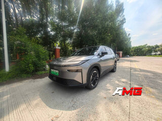 2025 Toyota bZ3X 50 kWh, серебристый, 2745000 рублей, вид 1