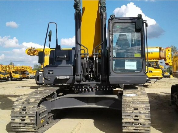2023 XCMG XE335C, золотистый - вид 4