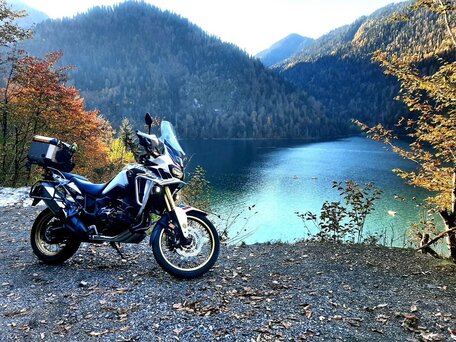 2016 Honda CRF 1000L Africa Twin, белый, 1200000 рублей, вид 1