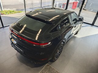 2026 Porsche Cayenne Coupé III Рестайлинг, чёрный, 17490000 рублей, вид 3