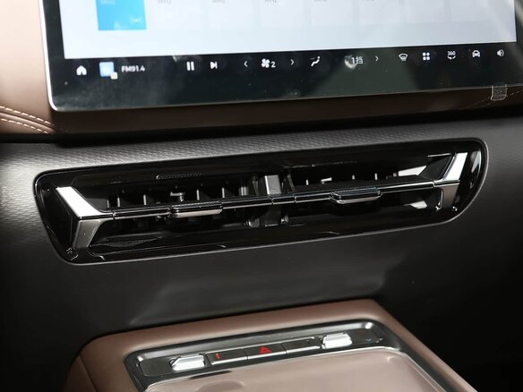 2026 Wuling Starlight 730, серебристый, 2430000 рублей - вид 31