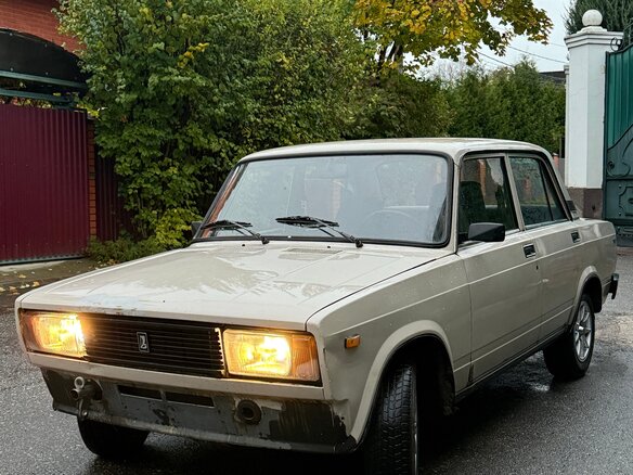 1995 Lada (ВАЗ) 2105, бежевый, 120000 рублей - вид 2