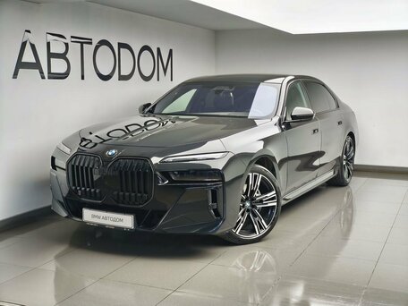 BMW 7 серии VII (G70)