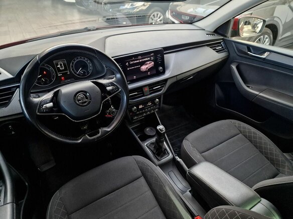 2020 Skoda Rapid II, красный, 1430000 рублей - вид 9