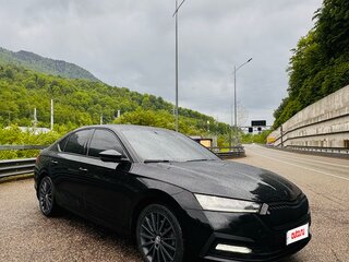 2021 Skoda Octavia IV (A8), чёрный, 2550000 рублей, вид 1