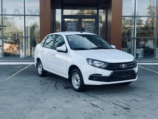2026 Lada (ВАЗ) Granta I Рестайлинг, белый, 1068000 рублей, вид 3