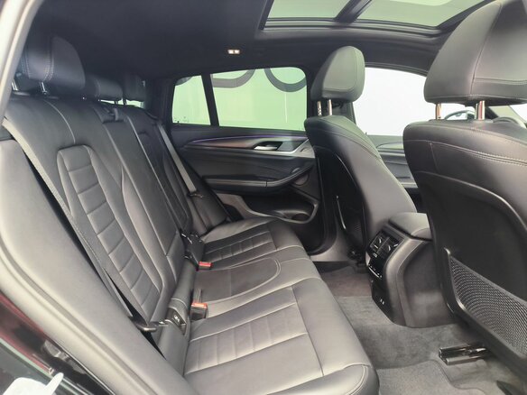 2025 BMW X4 20i II (G02) Рестайлинг, чёрный, 8820000 рублей - вид 11