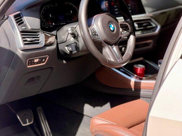 2018 BMW X5 50i IV (G05/G18), белый - вид 26