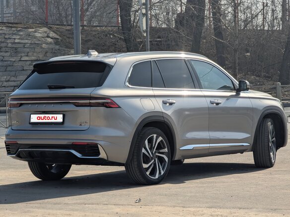 2021 Geely Monjaro (Xingyue L) I, серый - вид 3