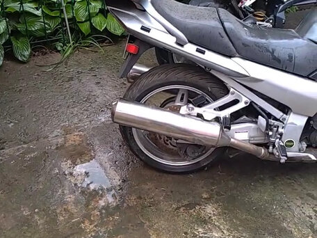 2004 Yamaha FJR1300, серебристый, 350000 рублей, вид 3