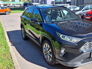 2020 Toyota RAV4 V (XA50), чёрный, 3000000 рублей, вид 3