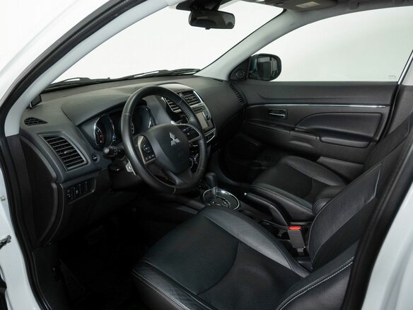 2014 Mitsubishi ASX I Рестайлинг, белый, 1348000 рублей - вид 4