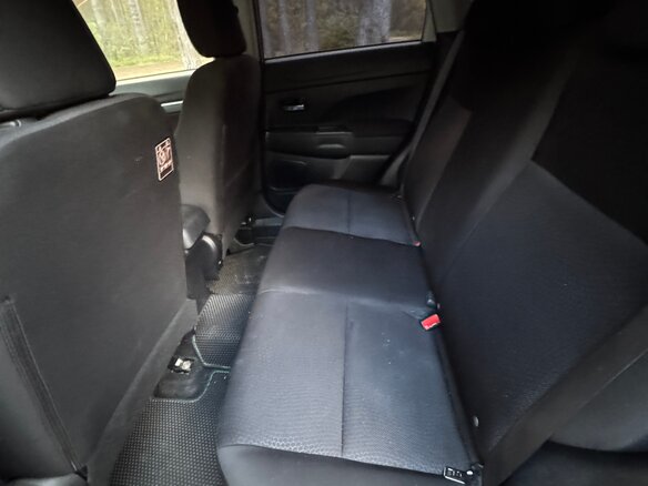2011 Mitsubishi ASX I, серебристый, 950000 рублей - вид 11