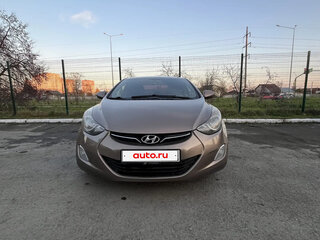 2013 Hyundai Elantra V (MD), бежевый, 1000000 рублей, вид 1