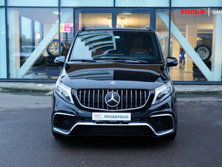 2022 Mercedes-Benz V-Класс Extra Long 250 экстра длинный III (W447) Рестайлинг, чёрный, 8500000 рублей, вид 2