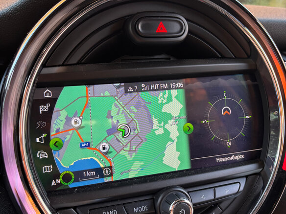 2020 Mini Hatch Cooper III (F55/F56) Рестайлинг, чёрный, 2949000 рублей - вид 15