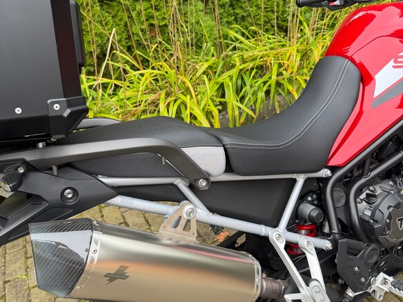 2021 Triumph Tiger 900, красный, 1190000 рублей - вид 1
