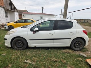 2008 Peugeot 207 I, белый, 165000 рублей, вид 3