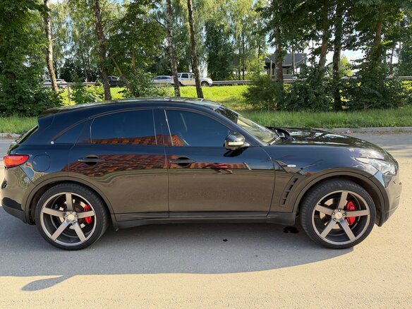 2012 Infiniti FX37 II (S51) Рестайлинг, чёрный, 1700000 рублей - вид 4