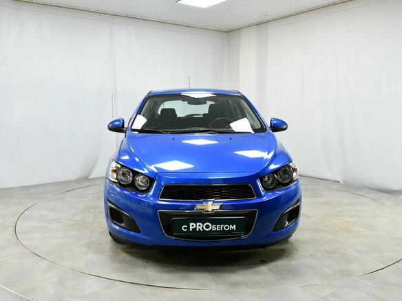 2014 Chevrolet Aveo II, синий, 775000 рублей - вид 1