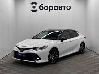 2019 Toyota Camry VIII (XV70), белый, 2320000 рублей, вид 1