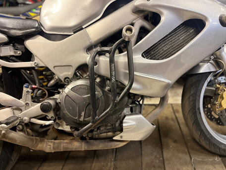 1997 Honda VTR 1000, серебристый, 280000 рублей, вид 5
