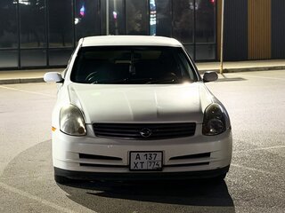 2003 Nissan Skyline XI (V35), белый, 555000 рублей, вид 1