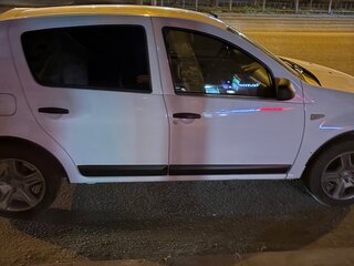 2012 Renault Sandero I, белый, 600000 рублей, вид 3