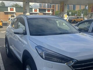 2020 Hyundai Tucson III Рестайлинг, белый, 2400000 рублей, вид 3