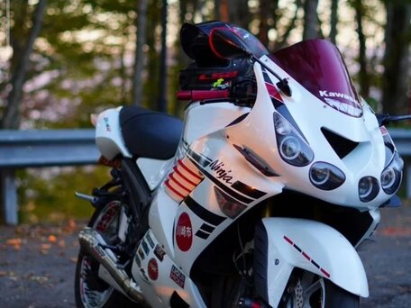 2006 Kawasaki ZZR 1400, белый, 700000 рублей, вид 2