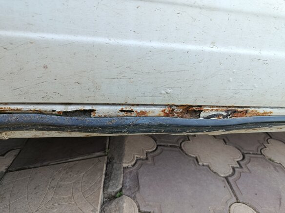 2004 Lada (ВАЗ) 2107, белый, 45000 рублей - вид 12