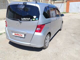 2010 Honda Freed I, серый, 1125000 рублей, вид 4